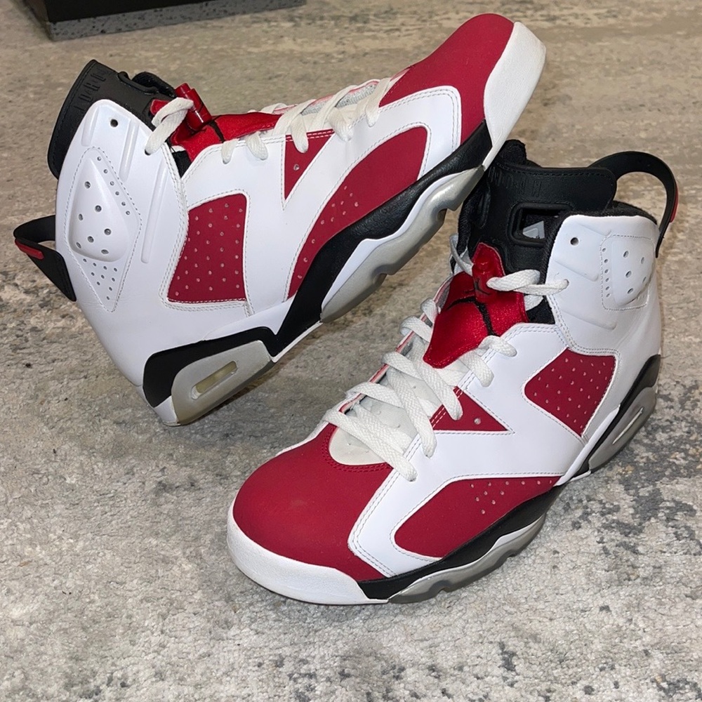 Air Jordan Retro 6 | Carmine